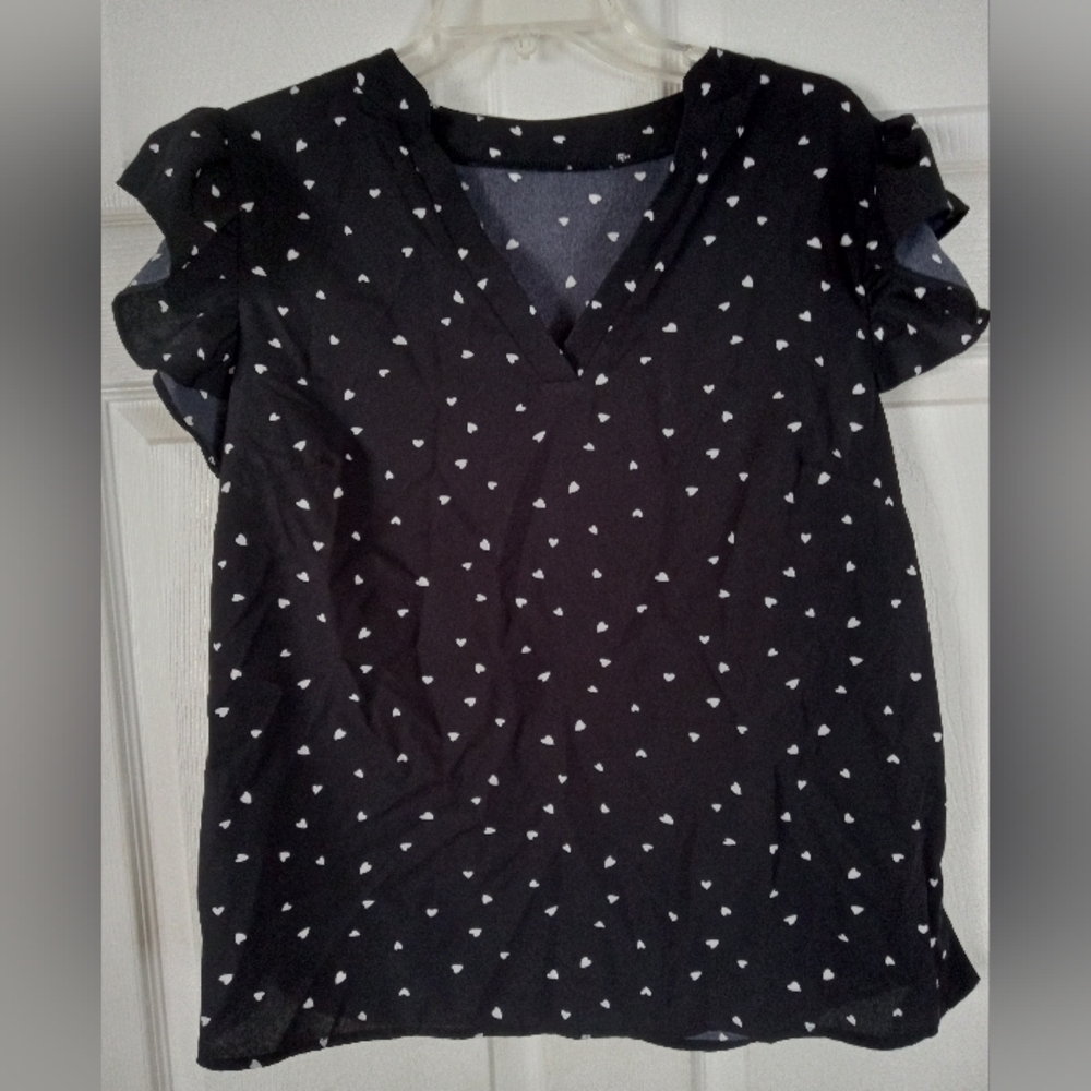 SHEIN Black and White Ruffled Cap Sleeve Blouse